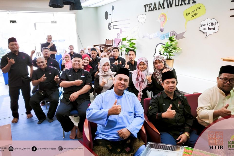MAJLIS SANJUNGAN BUDI